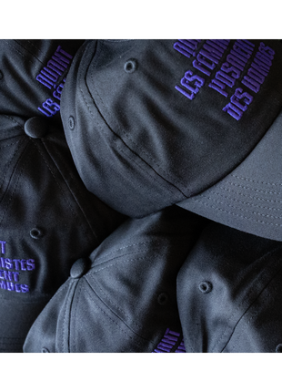 Casquette Avant les féministes posaient des bombes — Coton bio