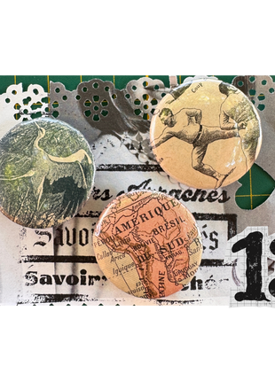 Savoirs Arrachés — Lot de 3 badges upcyclés de vieux livres (32 mm)