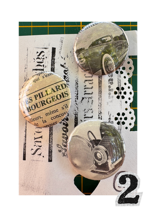 Savoirs Arrachés — Lot de 3 badges upcyclés de vieux livres (32 mm)
