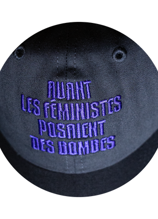 Casquette Avant les féministes posaient des bombes — Coton bio