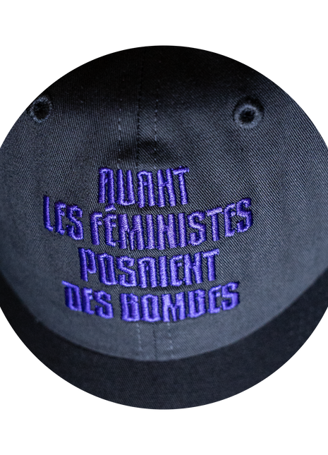 Casquette Avant les féministes posaient des bombes — Coton bio